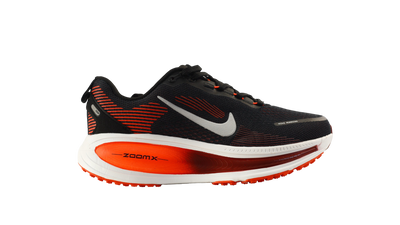 Vomero 18 Noir Orange