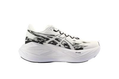 Superblast White Black Print